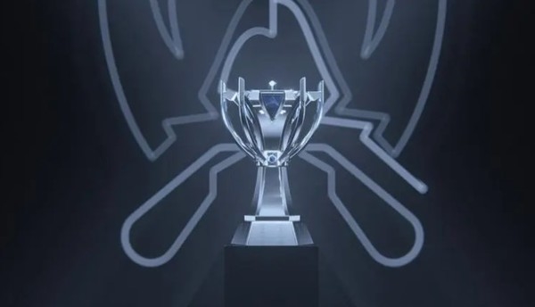 队员亲自官宣：线上赛之王宣告解散