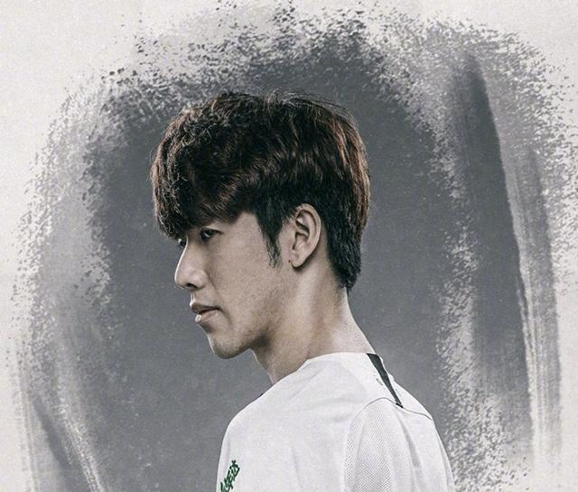 目前总场数999，Faker将在24日的T1 vs KT迎来第1000场